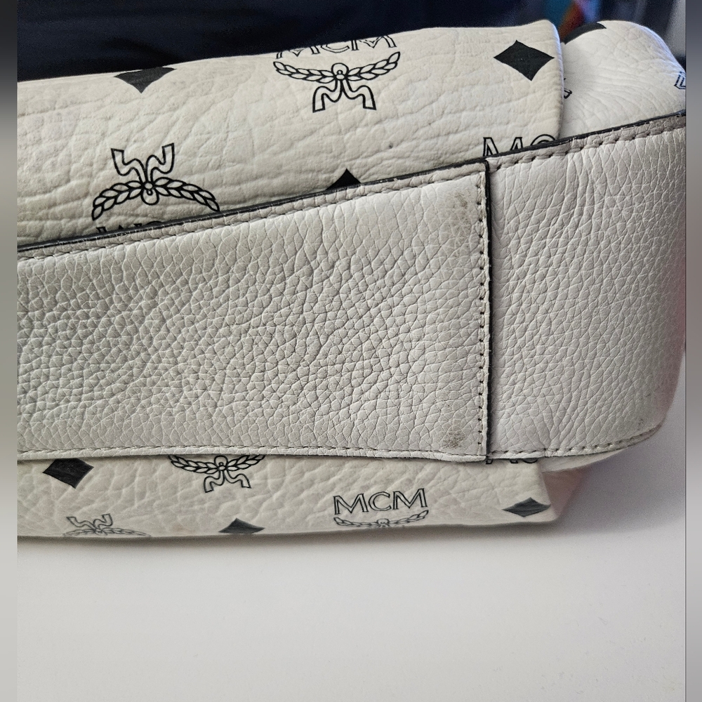 MCM White Leather Bag - Picture 16 of 16